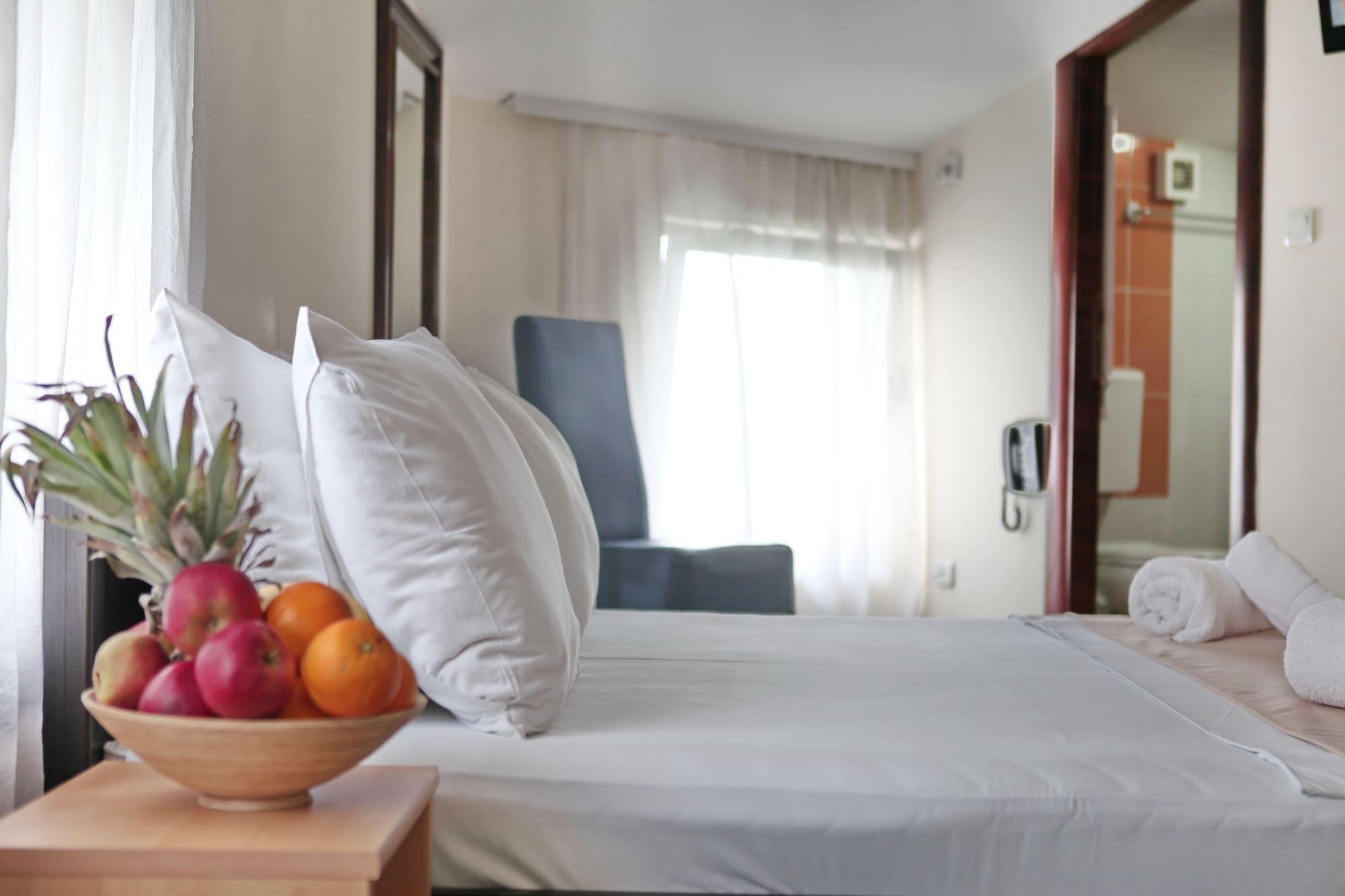 Hotel Happy Star Club Belgrado Exterior foto