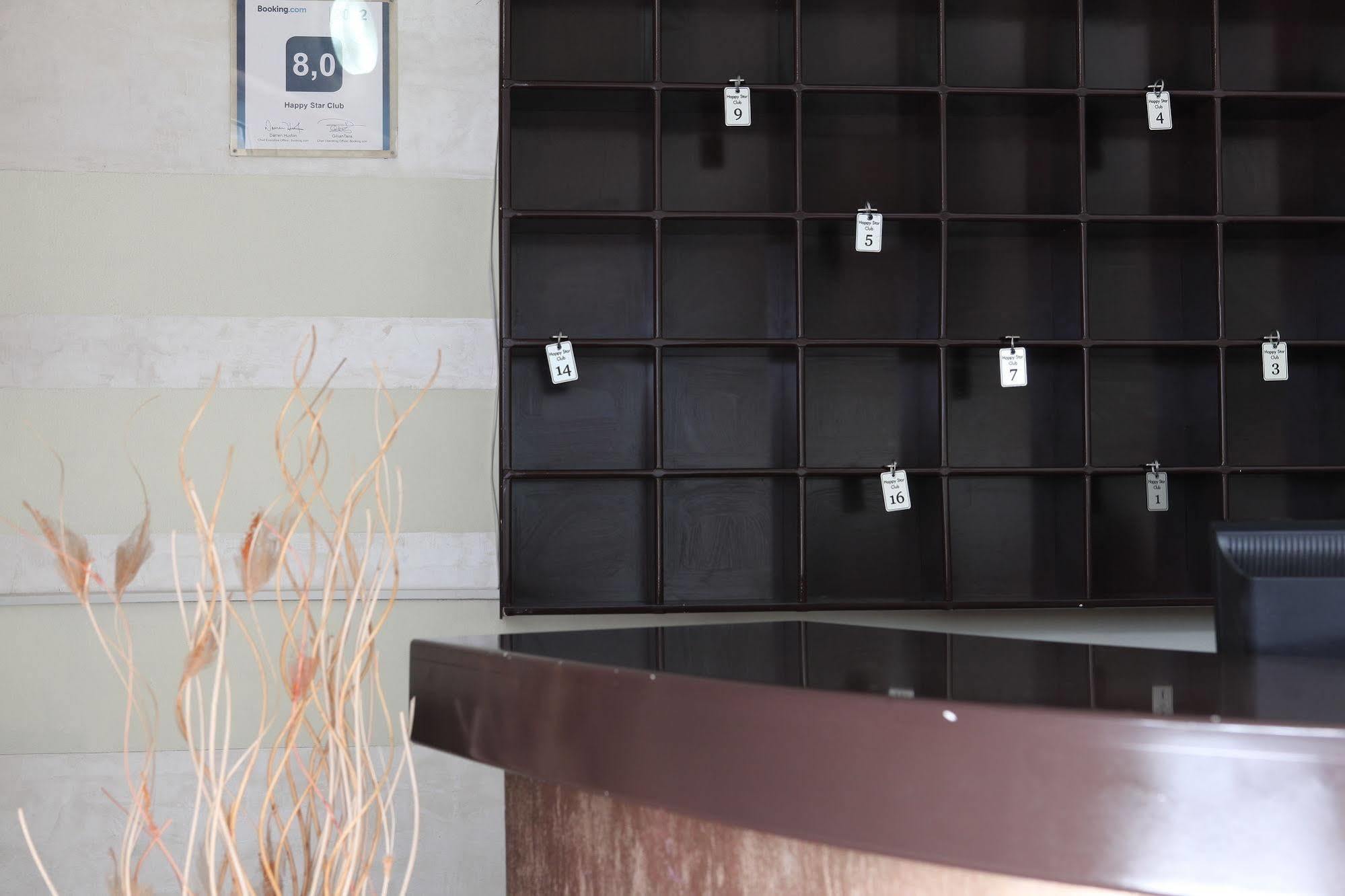 Hotel Happy Star Club Belgrado Exterior foto